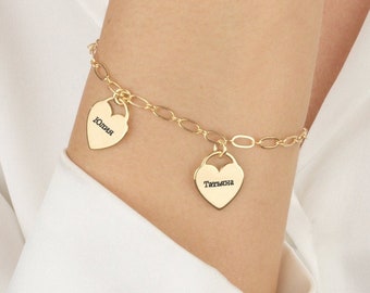 Russian Heart Name Bracelet, Russian Engraved Heart Charms, Custom Russian Bracelet, Russian Font Name Bracelet, Russian Names Bracelet