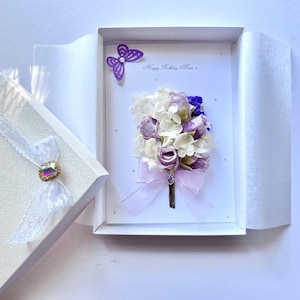 Carte personnalisée de luxe, Carte de fleurs séchées faite main, Carte d'anniversaire de fleurs séchées, Carte d'anniversaire, Carte de bouquet, Carte de fleurs 3D C043