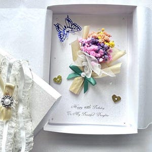 Carte d'anniversaire personnalisée de luxe avec fleurs séchées faites main, carte d'anniversaire 3D bouquet de fleurs, C439