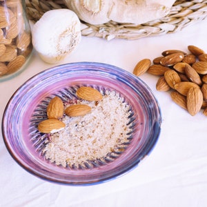 Ginger grater plate, ceramic plate, kitchen accessories, kitchen utensil, garlic grater. Unique gifts, gift for her. LAVANDA