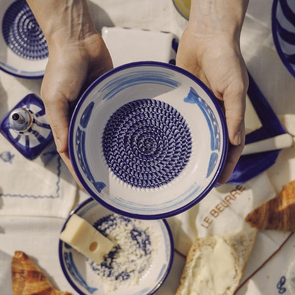 Hand-Painted Ceramic Grater Plate, Spanish Garlic Ginger Tomato Grater - TUNA