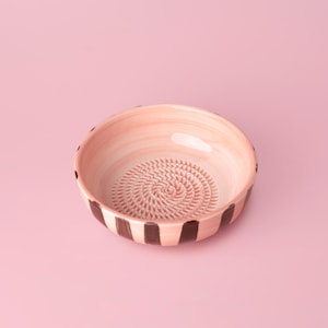 Chocolate Ceramic Grater Plate | Handmade in Spain | For Garlic, Ginger, Chocolate, Fruits & More | Vintage Pink and Brown | Dishwasher Safe