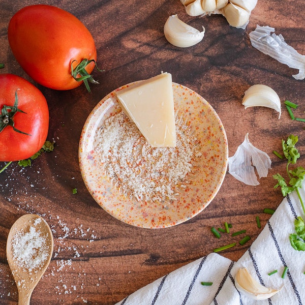 Mehrzweck-Keramikreibe - Ideal für Ingwer, Knoblauch und Gewürze - Einzigartige Küchenreibe. Valentinsgeschenk für Sie