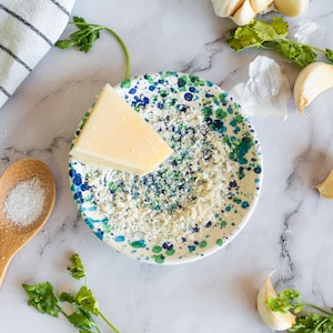 Grinder per formaggio manuale Grattugia parmigiano Grattugia tamburo in  acciaio inossidabile per alimenti, grattugia per formaggio dello strumento  rotante della cucina