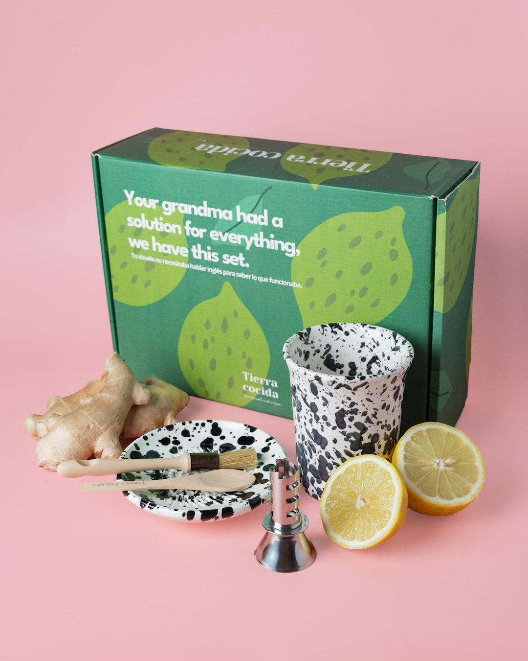Handcrafted Ceramic Ginger Grater & Lemon Squeezer Set: Wellness