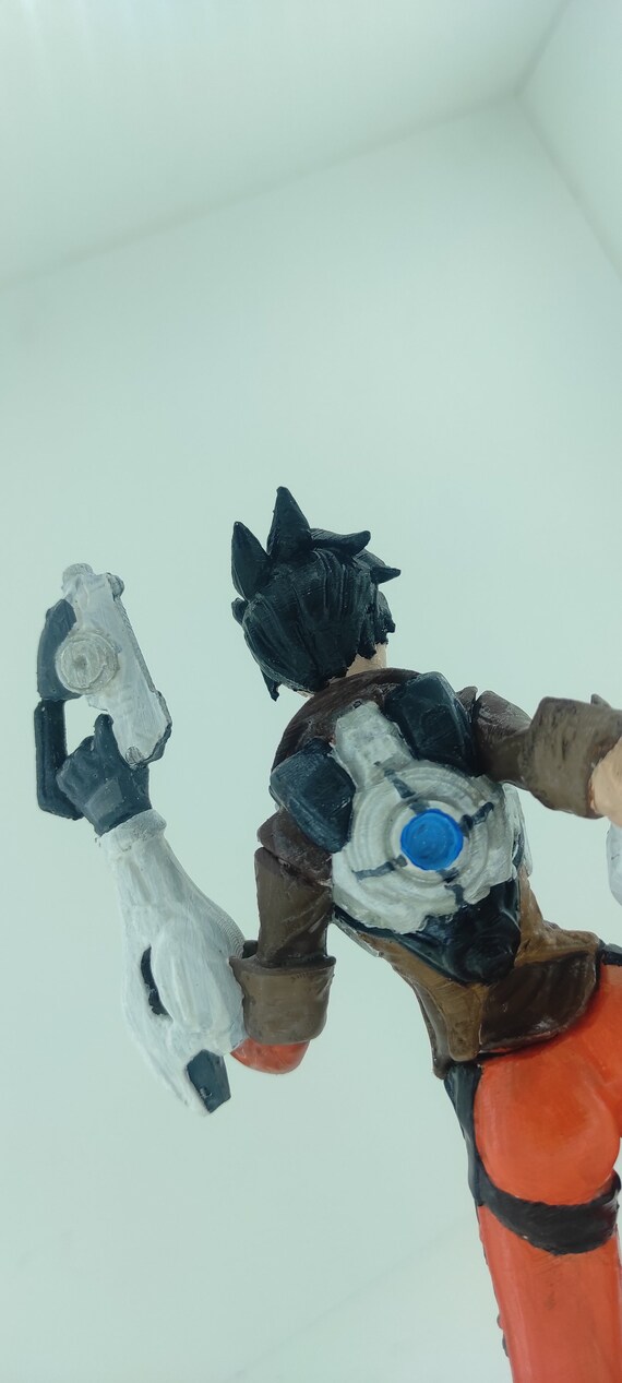 Overwatch Tracer Statue