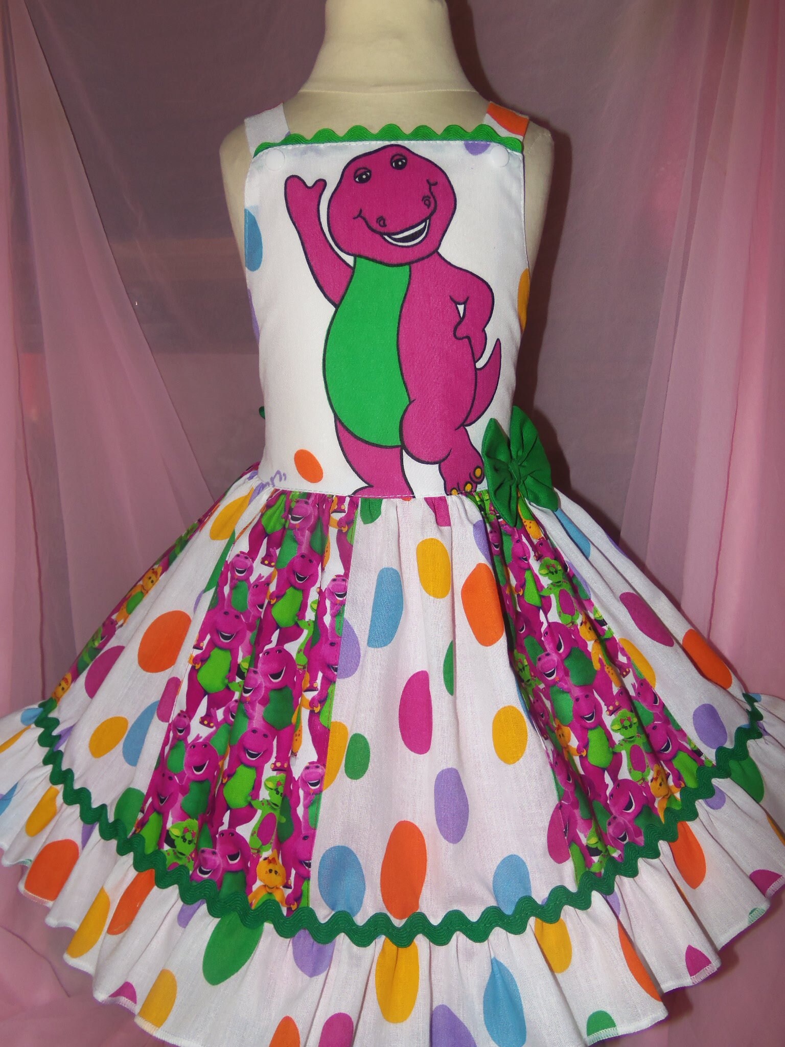 Purple Dinosaur Girl s Vintage Fabric Dress Size 3t Ruffles LAST