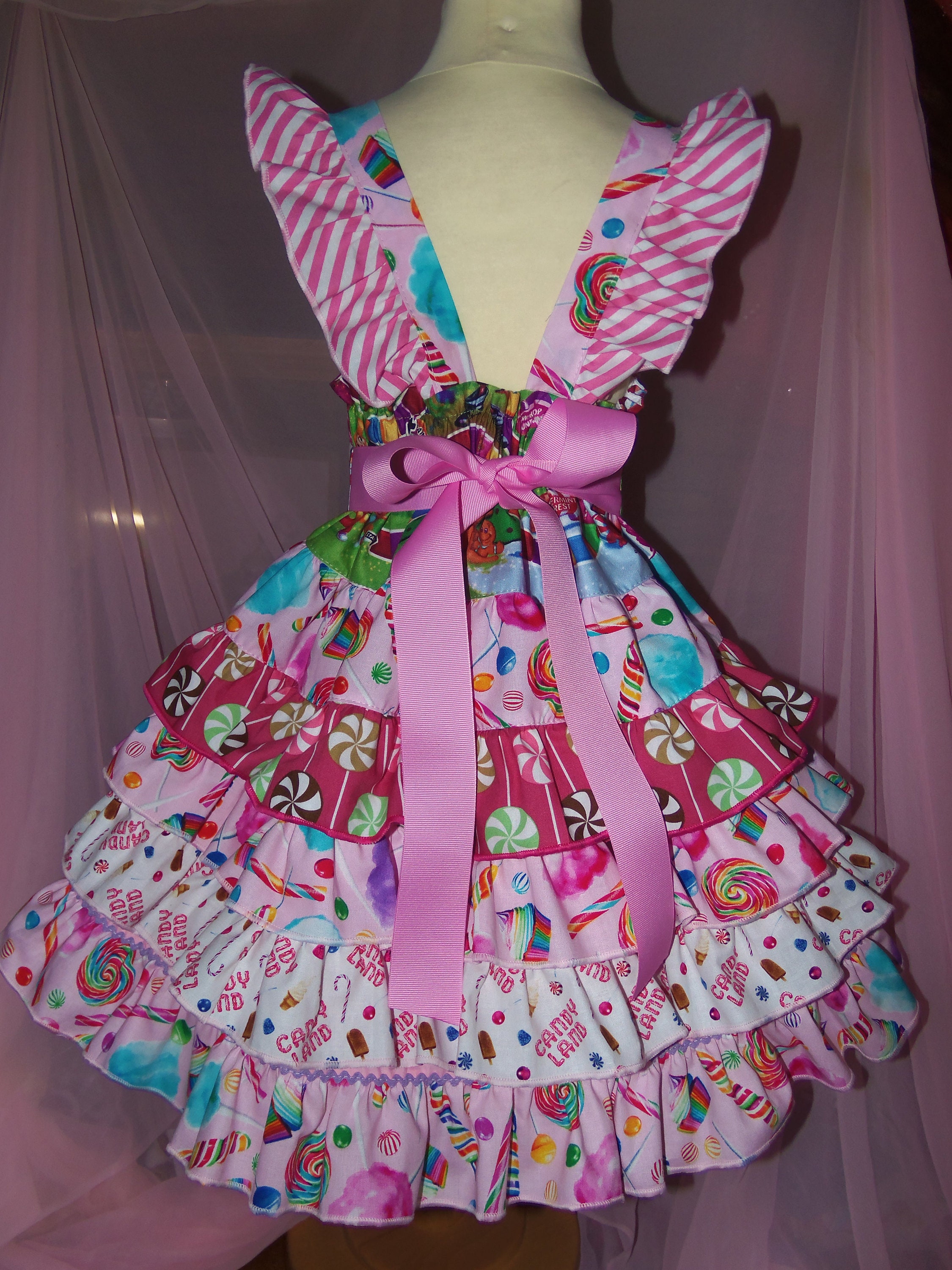 Candyland vintage fabric  Dress Size 4t ruffles