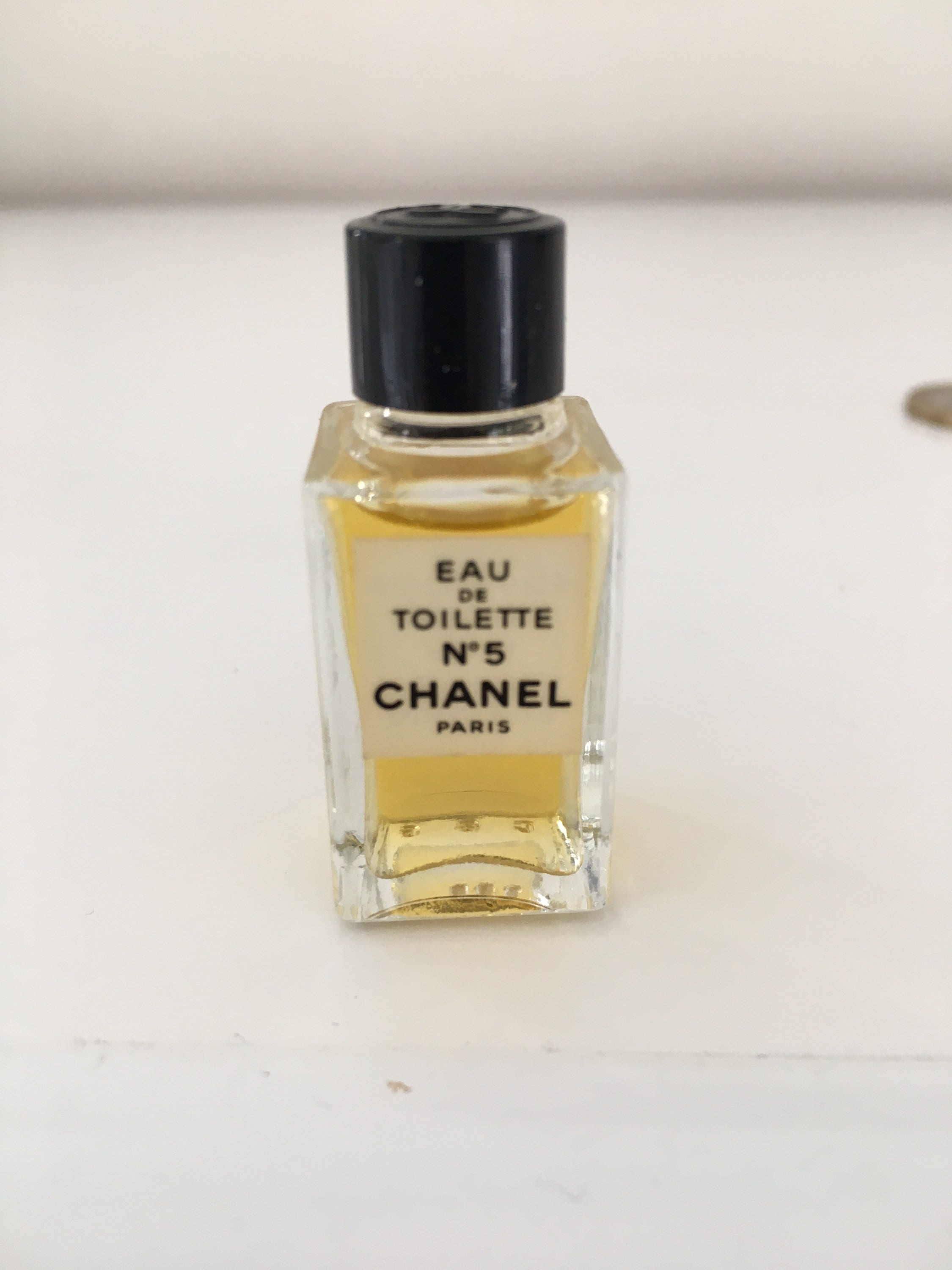 Old Perfume Miniature / Miniature Perfume Channel Number 5 4 L -  UK