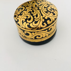 Ancien petit pilulier / ou boite à poudre En carton bouilli Napoléon III 5 cm