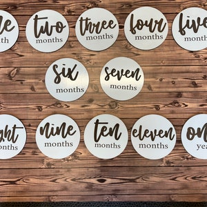 Marcadores de hitos mensuales para bebés - Accesorios fotográficos mensuales grabados con láser - Discos de hitos para baby shower