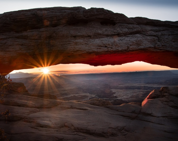 Sunrise at Mesa Arch