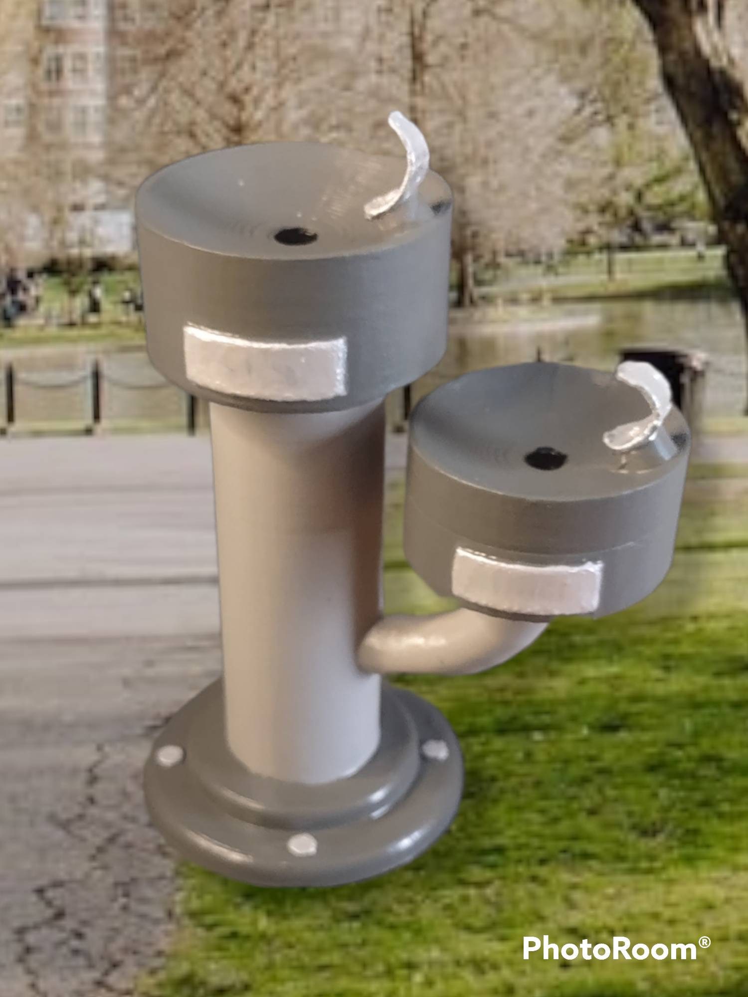 1/8 Miniature Park Style Drinking Fountain for diorama, Fingerboarding, dolls or desk toy