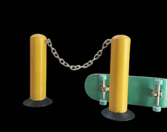 Miniature Chain Barrier for Fingerboarding or dollhouse. 1/8 scale.