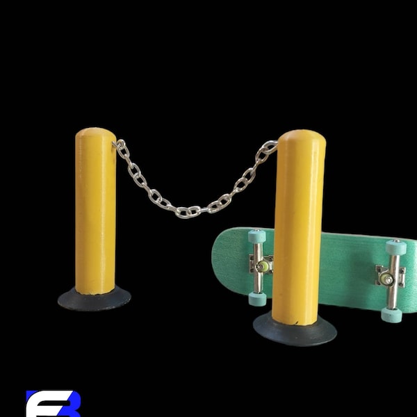 Miniature Chain Barrier for Fingerboarding or dollhouse. 1/8 scale.