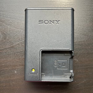 Sony Camera Wall Battery Charger Model# BC-CSKA Class 2