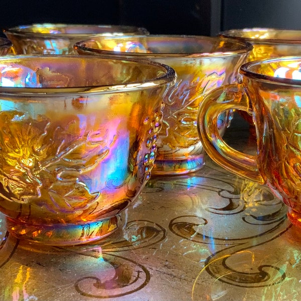 Mooie iriserende Amber Indiana Carnival Glass Tea Cups ~ Depression Glass ~ Grape Pattern Harvest Grape