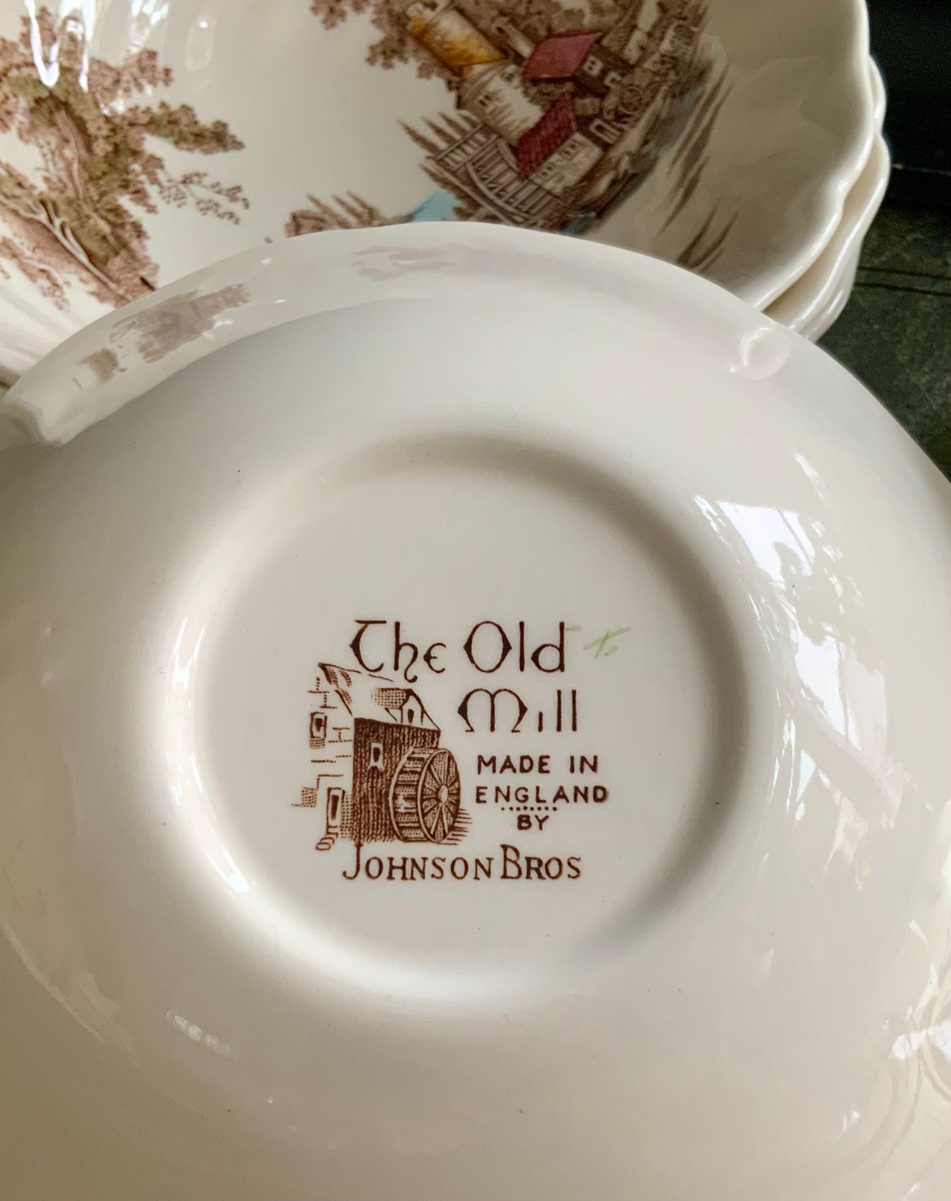 Johnson Bros the Old Mill Dinnerware dinner Plates luncheon Plates