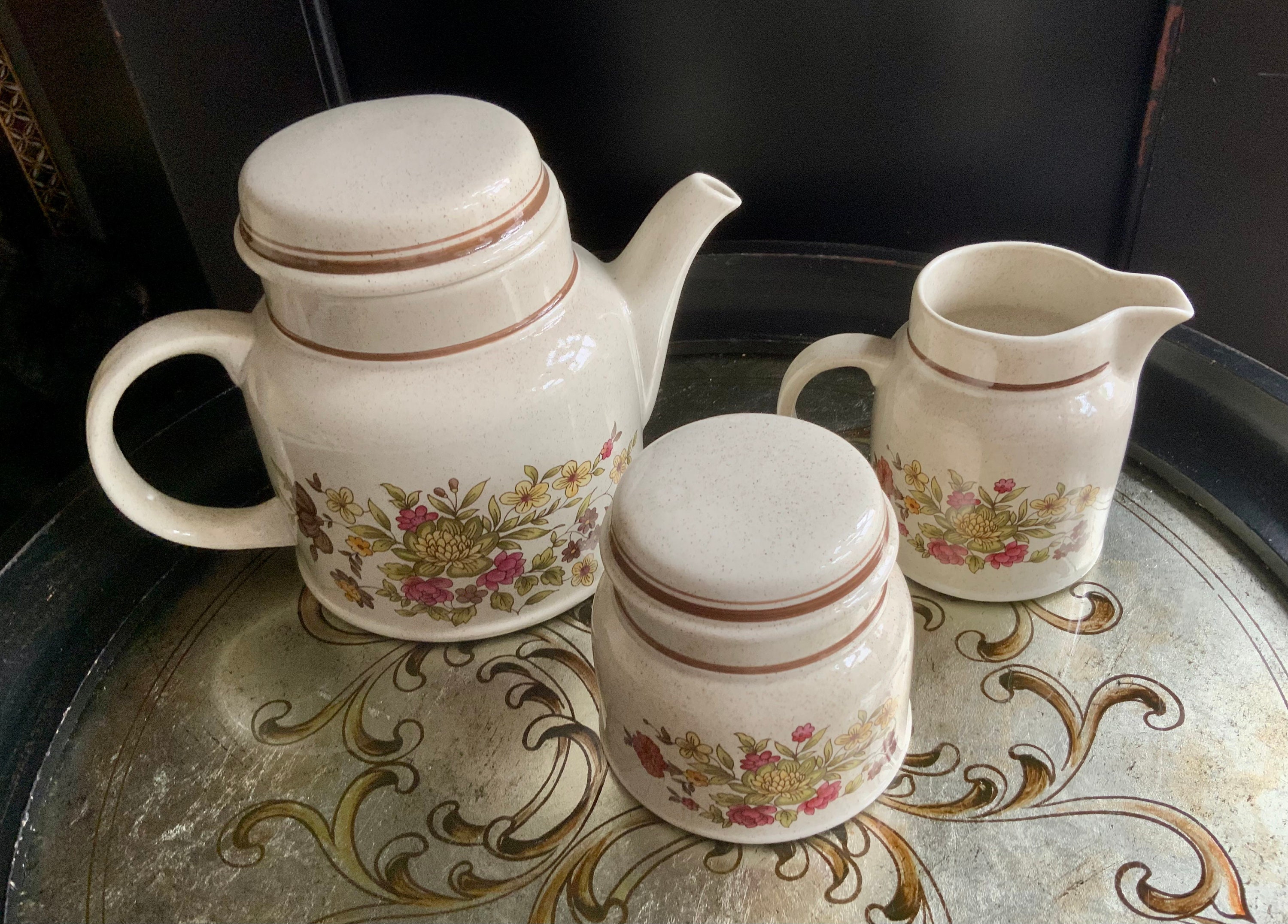 Lovely Floral Royal Doulton Gaiety Lambeth Stoneware Tea Set Includes