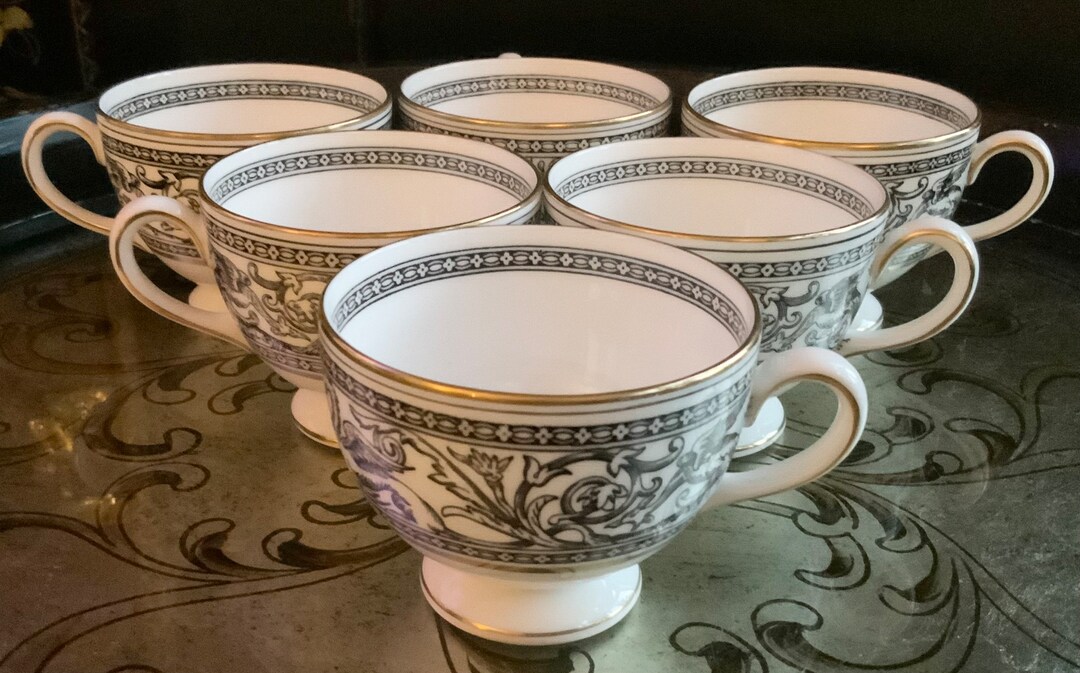 Fabulous Set of Six Wedgwood Black Florentine Leigh Shaped Footed Tea