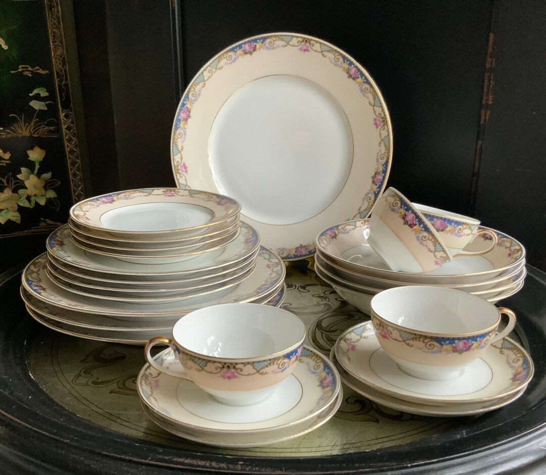 Sophisticated 24 Piece Edelstein Bavaria Fine Porcelain Dinnerware Set ...