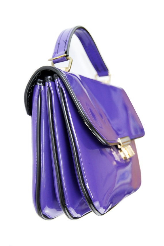 Petit sac à main en vinyle bleu violet Vintage 60… - image 4