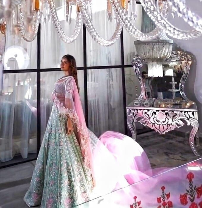Priyanka wedding lehenga online