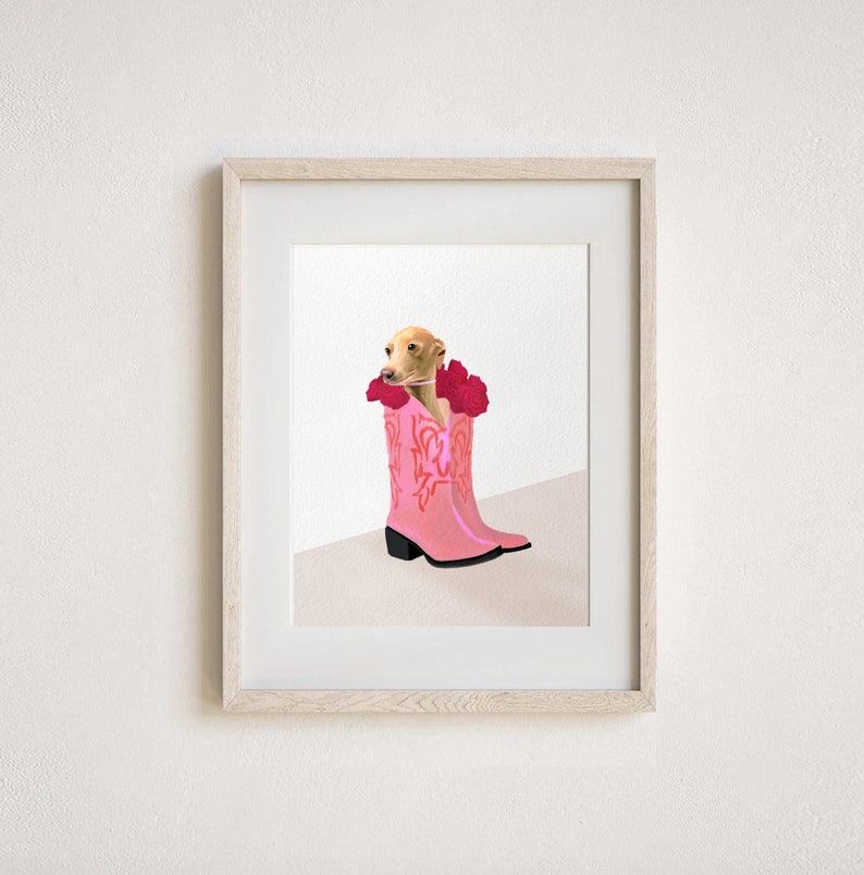 Welpe in rosa Cowgirl Stiefel mit roten Rosen Art Print Wand-Dekor, Hundeliebhaber Geschenk, Boho Home Decor Bild 1