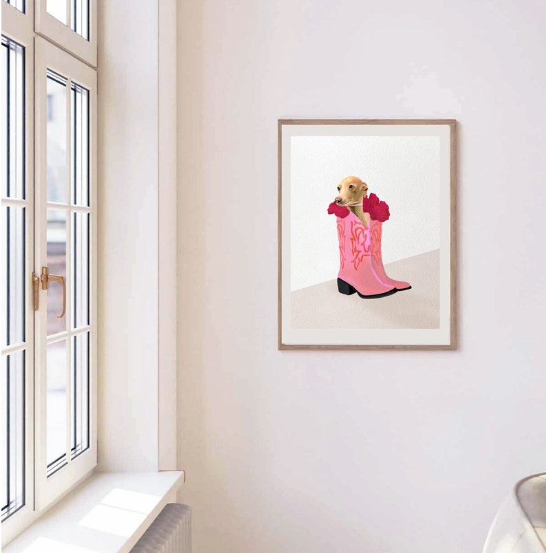 Welpe in rosa Cowgirl Stiefel mit roten Rosen Art Print Wand-Dekor, Hundeliebhaber Geschenk, Boho Home Decor Bild 4