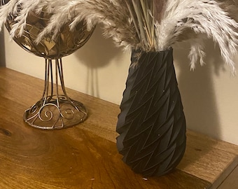3D Printed 6" tall Vase for Dry Flower arrangements