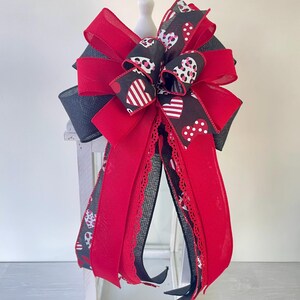 Valentine&#39;s Day Bow for Wreath, Lantern Topper with Patterned Hearts, Valentine&#39;s Day Gift Basket Bow, Party Decoration, Bow for Lantern