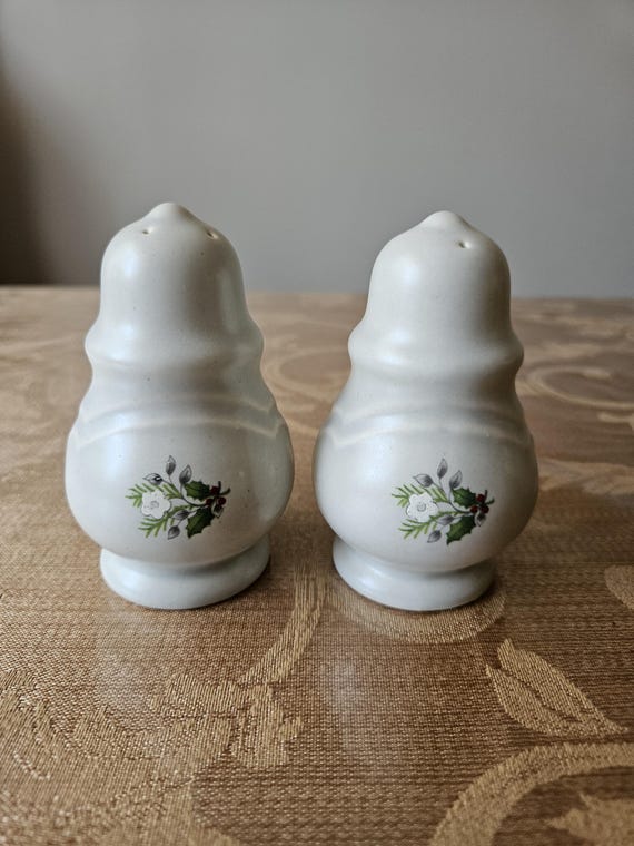 Vintage Pfaltzgraff Christmas Heirloom Salt and Pepper Shakers