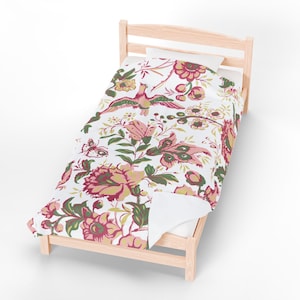 Floral Plush Blanket: Vintage Birds and Flowers Print