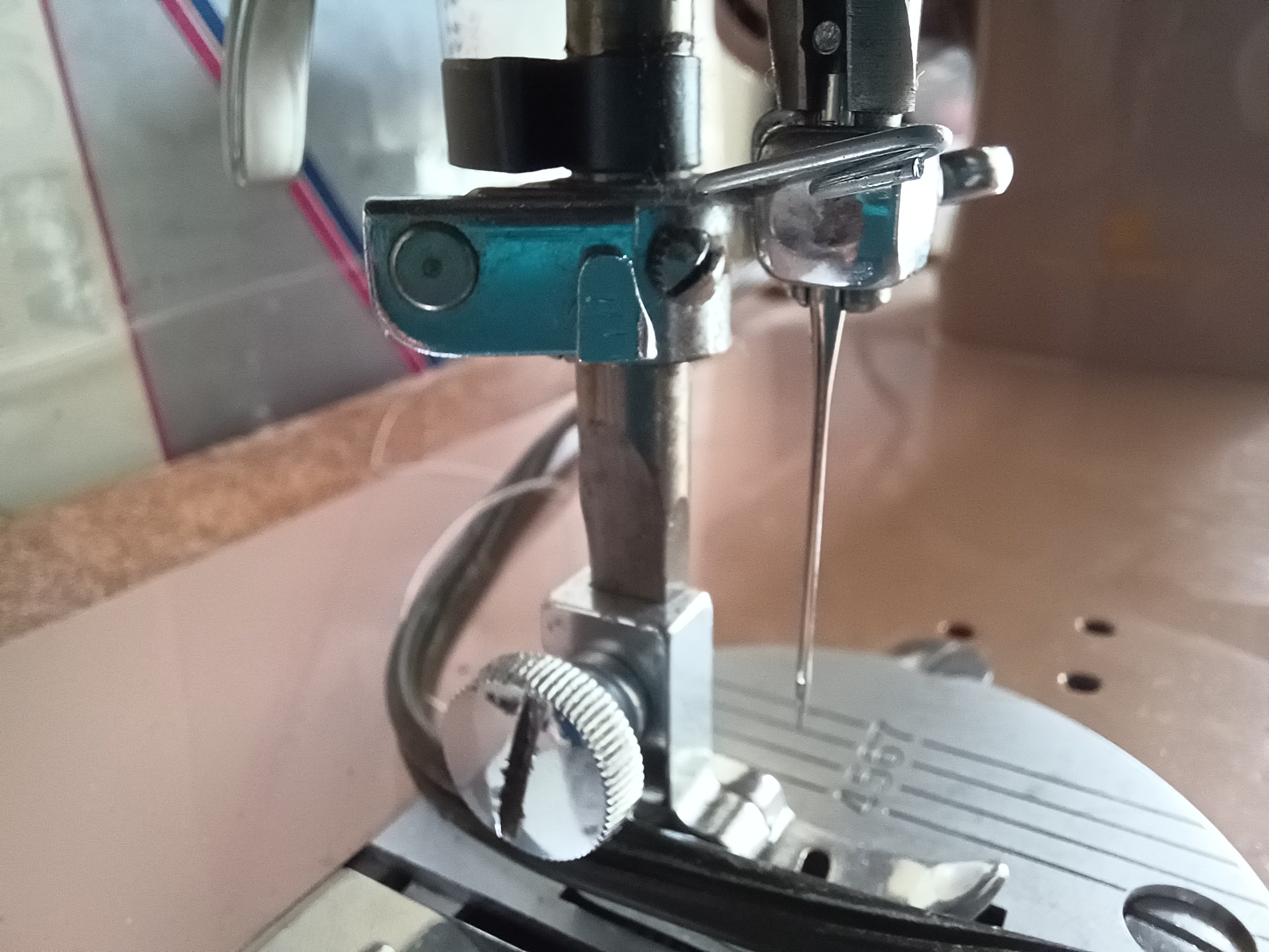 Vintage Riccar Belvedere Adler Tan/cream Zig Zag Electric Sewing