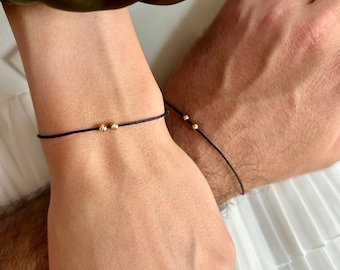 18k massief gouden kralen paren armband set, zijn en haar bijpassende armbanden, jubileumcadeau, sierlijke minimalistische sieraden, stapelbare set