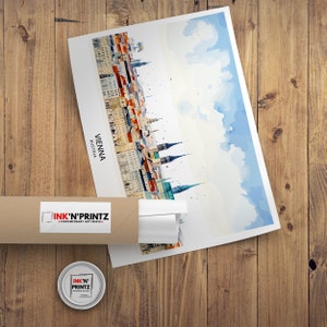 Peut inclure: Une peinture &agrave; l'aquarelle de l'horizon de Vienne avec le texte "VIENNA AUSTRIA" dans le coin inf&eacute;rieur gauche. La peinture est enroul&eacute;e et pr&ecirc;te &agrave; &ecirc;tre exp&eacute;di&eacute;e dans un tube brun avec le texte "INK'N'PRINTZ CONTEMPORARY ART PRINTS" sur le tube.