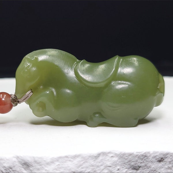 Certified Natural Hetian Yellowish Green Nephrite Carved magnolia flower Pendant,  天然青黄玉玉马到成功吊坠