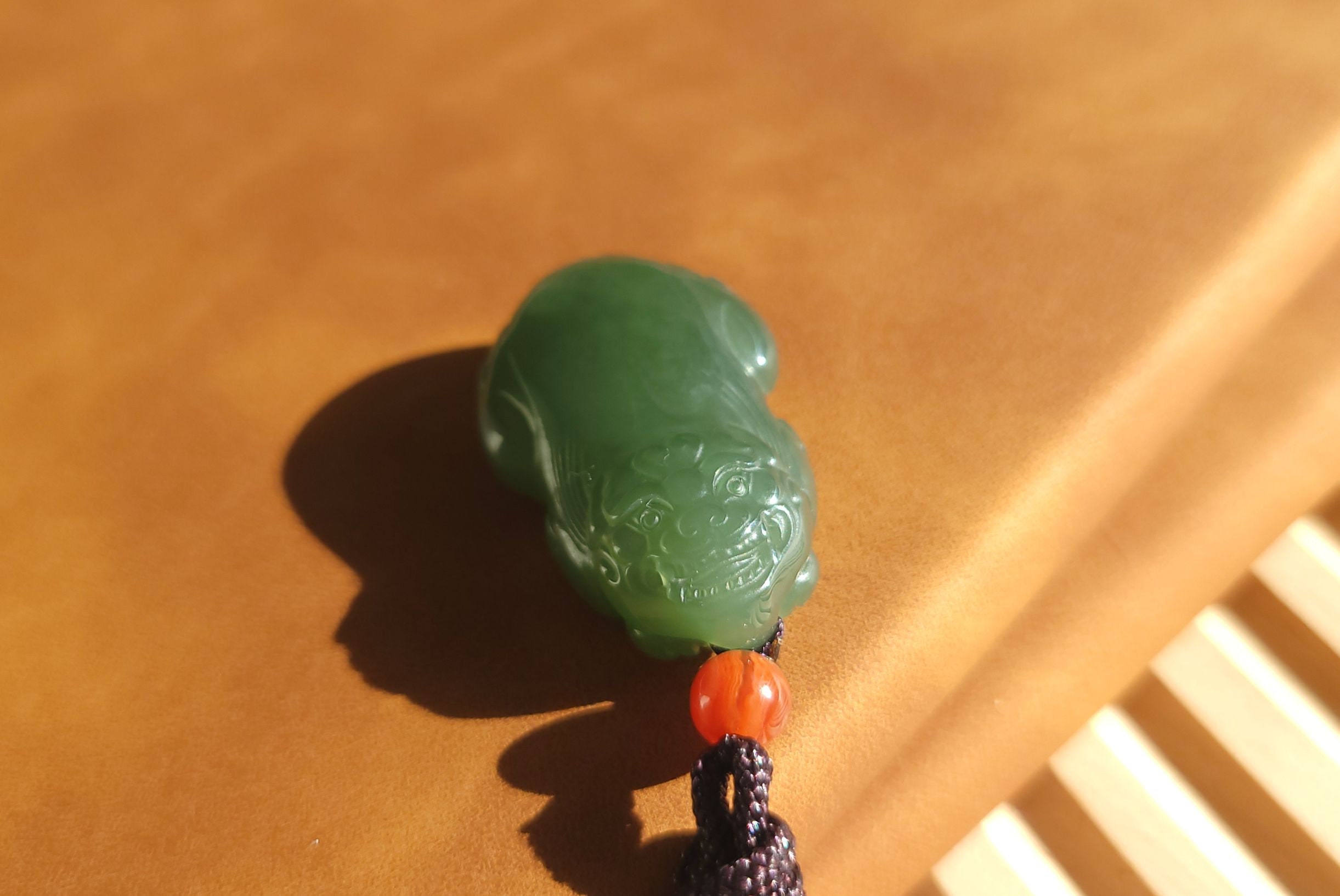和田玉青白玉双龙玉璧吊坠34.37gHetian jade blue-white jade