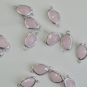 Faceted Light Pink Glass Connectors – Silver Rhodium Plated over Brass, 2pcs, 10×21mm Double Loop Charm for Jewellery Making – FG7IPSV