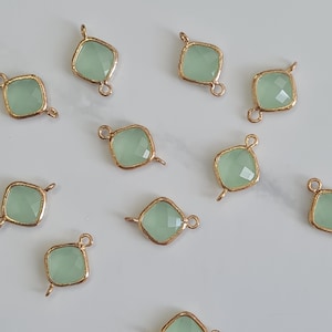 Light Mint Square Glass Connector Charms – 14ct Gold Plated over Brass, 2pcs, 9×16mm Faceted Gemstone Links for Jewellery Making – FG8LMGD