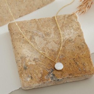 Zierliche Barock Perlenkette, Gold Perlenkette, Braut Halskette, Hochzeitsschmuck, Mutter der Braut Geschenk, Brautjungfer Geschenk für Sie