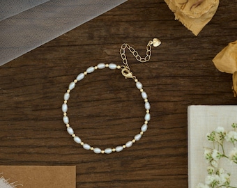 Minimalist Wedding Pearl Bracelet, Natural Freshwater Pearl Beaded Bracelet, Bridal Bracelet, Maid of Honor Gifts, Bridesmaid Gift for Her