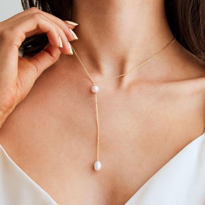 Freshwater Pearl Lariat Necklace, Gold Pearl Drop Necklace, Y Necklace, Bridal Necklace, Wedding Jewelry, Bride to Be Gift, Bridesmaid Gift