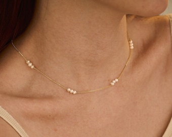 Zierliche Süßwasser Perlenkette, Minimalist Halskette, Perlen Choker, Braut Hochzeit Halskette, Geburtstagsgeschenk, Brautjungfern Geschenk, Weihnachtsgeschenk