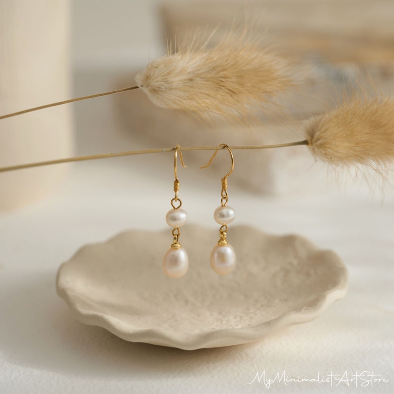 Freshwater Pearl Drop Earrings, Gold Pearl Earrings, Pearl Dangle Earrings, Bridal Earrings, Wedding Jewelry, Bridesmaid Gift, Gift for Her image 5