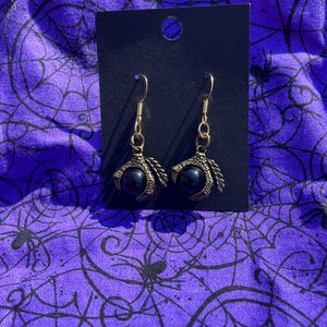 Dragon Claw Earrings | Dragon Earrings | Dragon Hand Earrings | Orb Earrings | fantasy earrings | dnd earrings