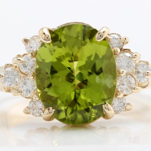 5.50 Carat Natural Green Peridot & Diamonds in 14K Solid Yellow Gold Women Ring