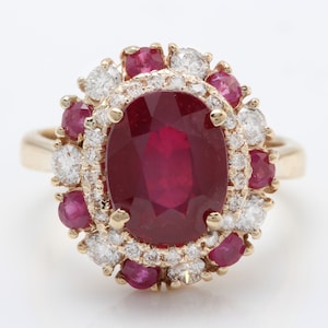 4.90 Carat Natural Red Ruby and Diamonds in 14K Solid Yellow Gold Women Ring