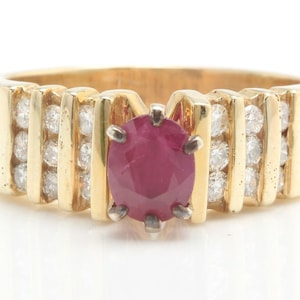1.80 Carat Natural Red Ruby and Diamonds in 14K Solid Yellow Gold Women Ring