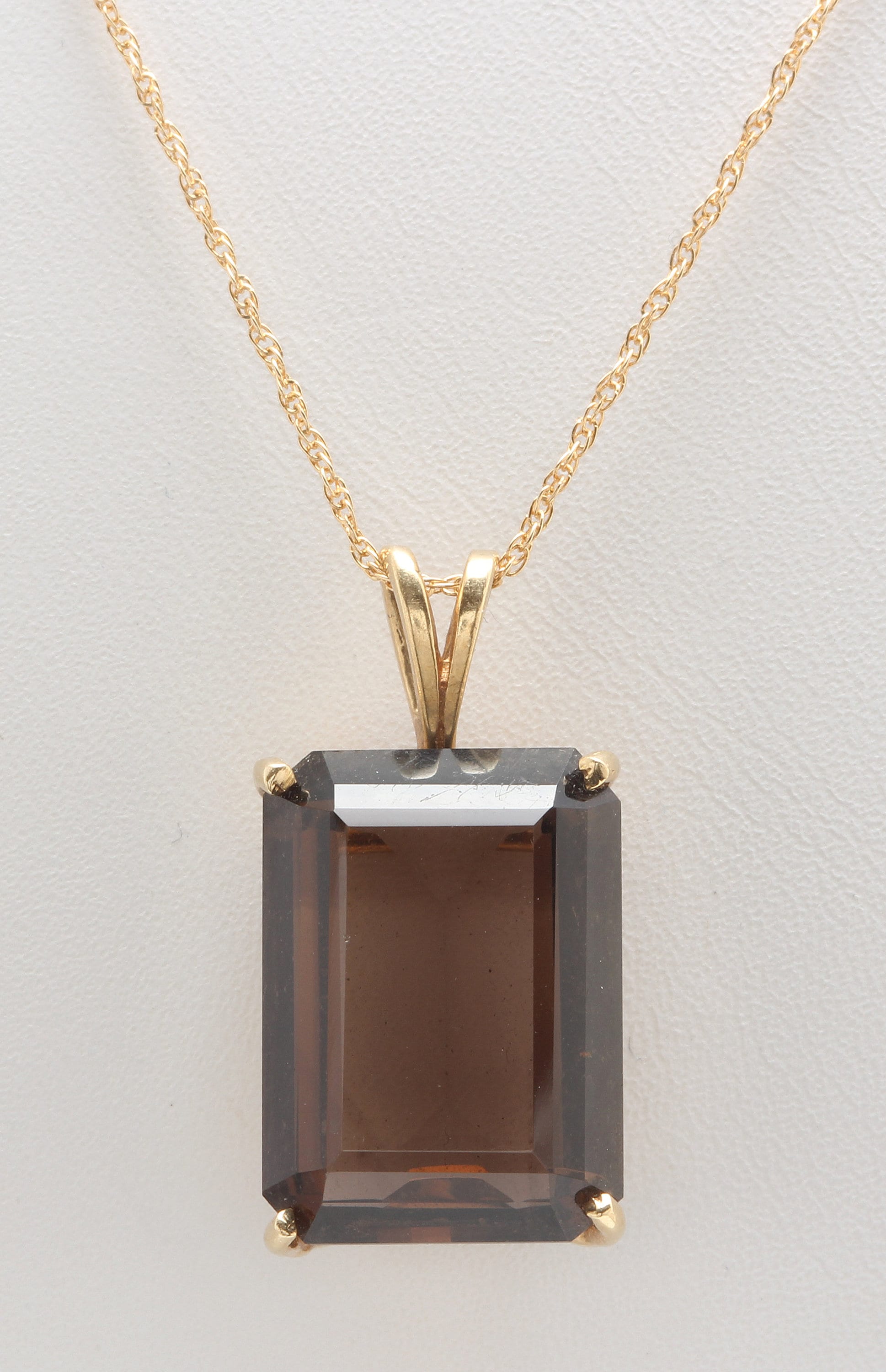 13.00 Carat Natural Smoky Quartz in 14K Solid Yellow Gold Pendant